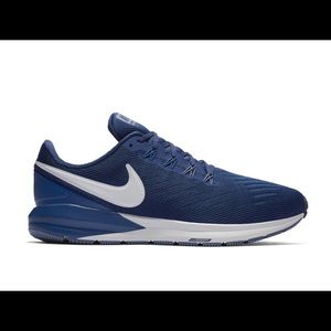 BNWOT Nike Zoom Structure 22 Extra WW